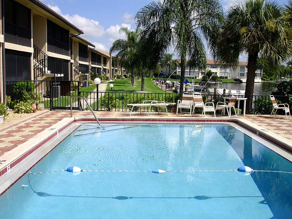 Santa Barbara Condo Community Pool